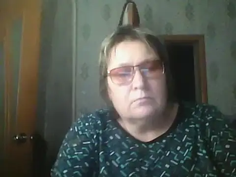 MelanieCold467 online show from November 28, 3:36 pm