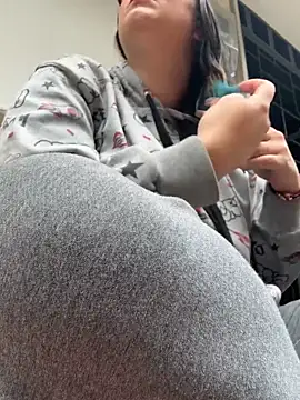 Soe Lara online show from December 18, 12:55 pm