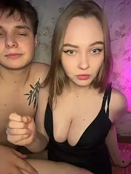 Family-Mm1 online show from April 17, 2:31 pm