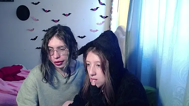 BRIAR AND BLAIR online show from October 2, 2:46 pm
