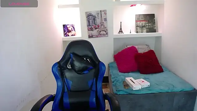 Catalehia Milk online show from November 8, 7:34 pm