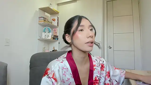 danna davis18 online show from July 2, 1:28 pm