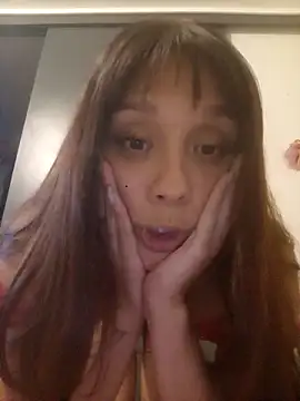 Snapshot of bbferlinaa chatting on February 11, 12:26 am bbferlinaa online show from February 11, 12:26 am