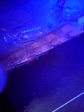 bbferlinaa online show from March 12, 5:41 pm