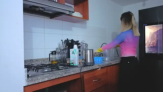 Snapshot of sexfire_lalita chatting on November 17, 11:32 pm sexfire lalita online show from November 17, 11:32 pm