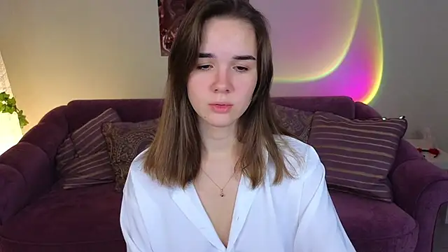 LindaRobertz online show from December 13, 11:28 pm