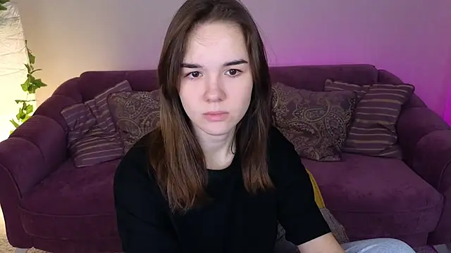 LindaRobertz online show from January 18, 2:33 pm