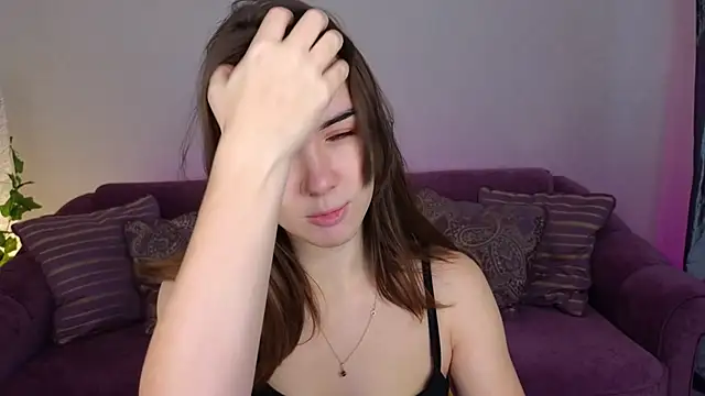 LindaRobertz online show from January 20, 11:24 am