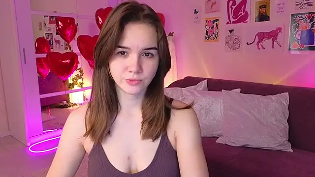 LindaRobertz online show from February 12, 6:08 am