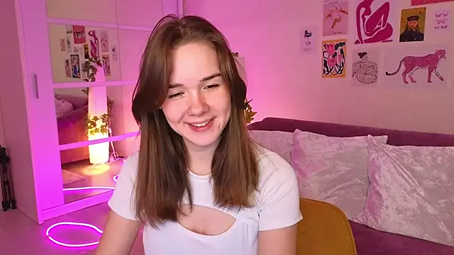 LindaRobertz online show from February 26, 7:16 pm