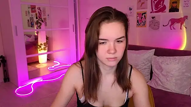 LindaRobertz online show from February 28, 9:15 am