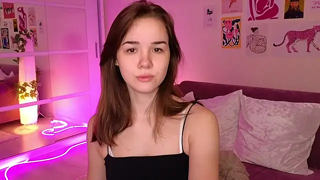 LindaRobertz online show from March 2, 6:05 am