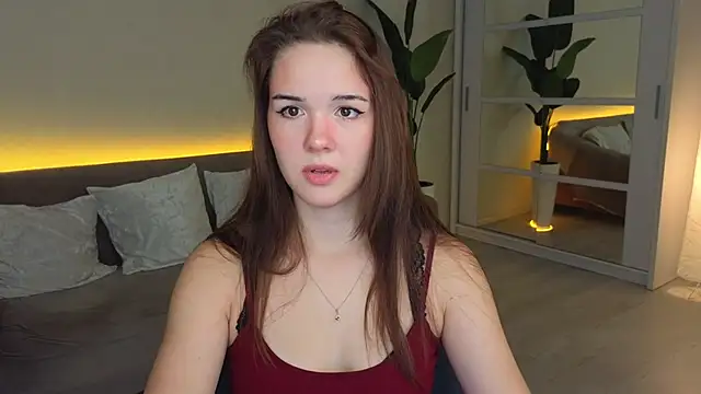 LindaRobertz online show from September 15, 9:04 pm