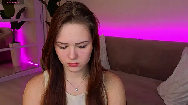 LindaRobertz online show from November 29, 10:02 pm