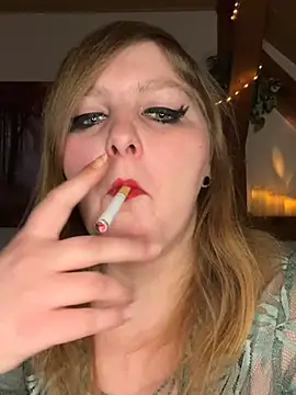 Snapshot of herz_steht_kopf90 chatting on March 2, 9:22 pm herz steht kopf90 online show from March 2, 9:22 pm