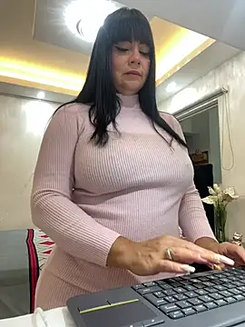 Hot beauty   online show from June 6, 12:49 am
