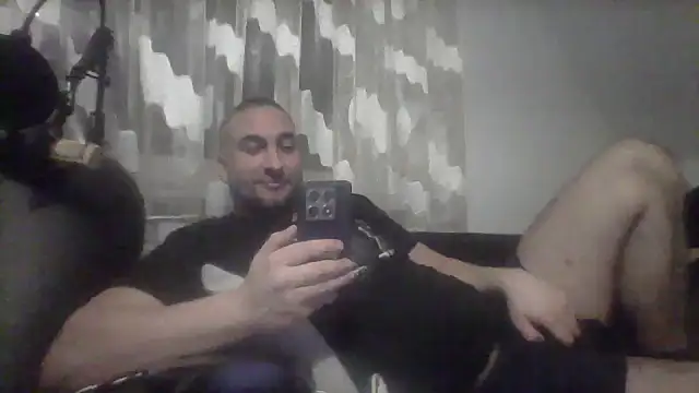 Snapshot of NewyorkDimi chatting on January 12, 4:42 am NewyorkDimi online show from January 12, 4:42 am