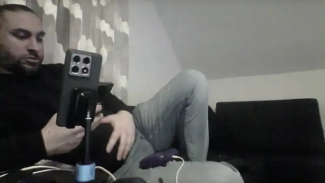 Snapshot of NewyorkDimi chatting on March 18, 11:53 pm NewyorkDimi online show from March 18, 11:53 pm