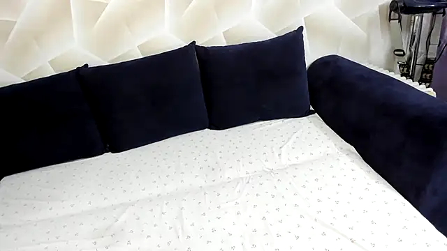 Sweet Lanaaaaa online show from February 24, 2:48 pm