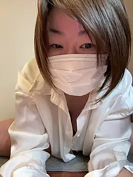 Yukimi- online show from December 16, 1:27 pm