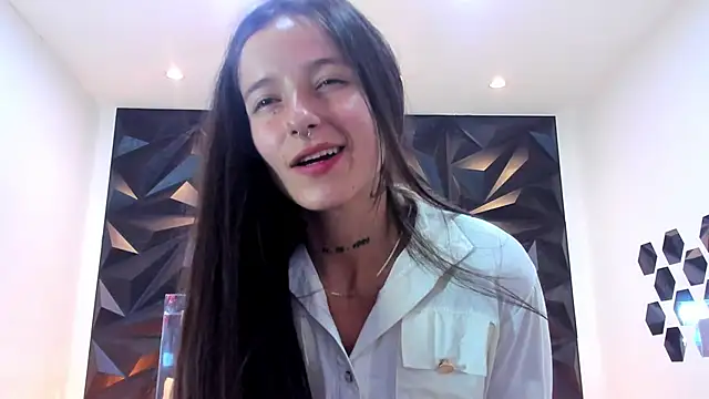 Snapshot of valentinasu1 chatting on October 9, 3:10 pm valentinasu1 online show from October 9, 3:10 pm