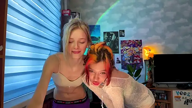 Snapshot of Evvie_Summn1 chatting on February 10, 7:04 am Evvie Summn1 online show from February 10, 7:04 am