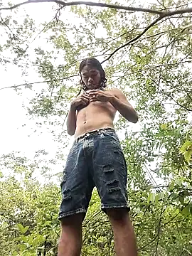 Snapshot of Zombra_42 chatting on July 4, 8:15 pm Zombra 42 online show from July 4, 8:15 pm