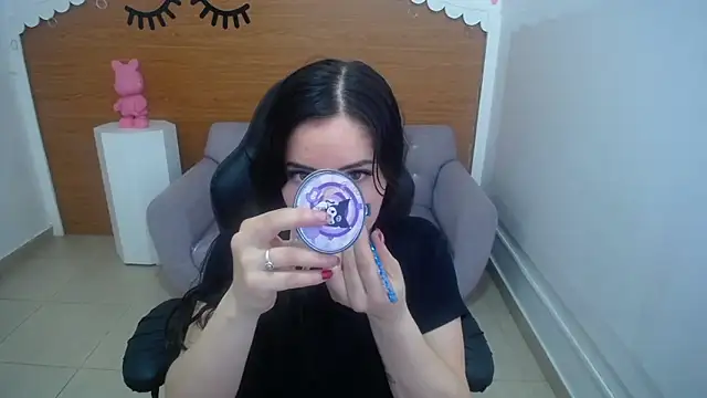 Snapshot of Chinatsu_t chatting on November 26, 12:39 pm Chinatsu t online show from November 26, 12:39 pm