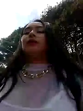 Snapshot of ambar_07 chatting on December 9, 2:49 pm ambar 07 online show from December 9, 2:49 pm