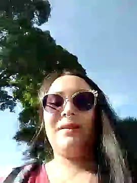 Snapshot of ambar_07 chatting on December 14, 1:16 pm ambar 07 online show from December 14, 1:16 pm
