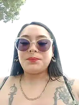 Snapshot of ambar_07 chatting on December 26, 2:37 pm ambar 07 online show from December 26, 2:37 pm
