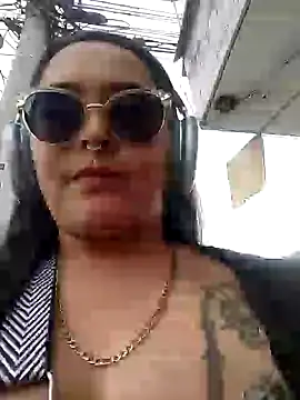 Snapshot of ambar_07 chatting on December 26, 8:42 pm ambar 07 online show from December 26, 8:42 pm