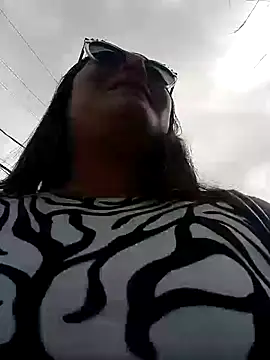 Snapshot of ambar_07 chatting on January 20, 8:18 pm ambar 07 online show from January 20, 8:18 pm