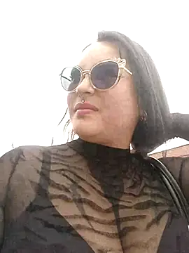 Snapshot of ambar_07 chatting on February 14, 7:12 pm ambar 07 online show from February 14, 7:12 pm