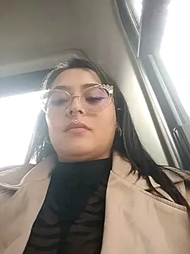 Snapshot of ambar_07 chatting on February 14, 10:14 pm ambar 07 online show from February 14, 10:14 pm