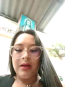 Snapshot of ambar_07 chatting on February 20, 8:03 pm ambar 07 online show from February 20, 8:03 pm