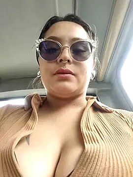 Snapshot of ambar_07 chatting on March 5, 7:38 pm ambar 07 online show from March 5, 7:38 pm