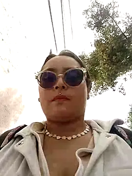 Snapshot of ambar_07 chatting on September 12, 7:14 pm ambar 07 online show from September 12, 7:14 pm