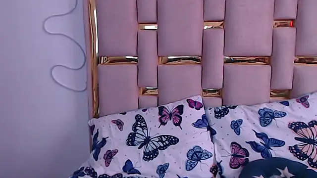 Snapshot of nina_carther chatting on October 29, 1:24 pm nina carther online show from October 29, 1:24 pm