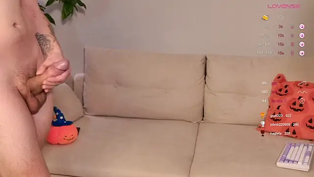 duomooncouple online show from November 3, 8:48 am