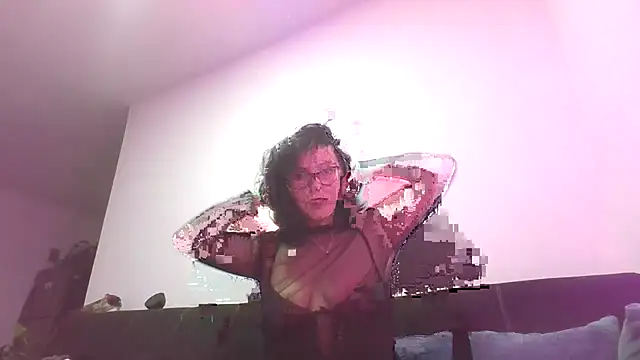 Snapshot of Tiramisu89 chatting on March 29, 1:49 am Tiramisu89 online show from March 29, 1:49 am