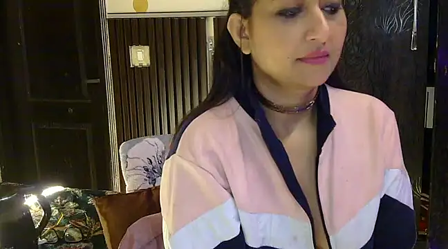 Snapshot of fabdemira chatting on January 17, 1:36 am fabdemira online show from January 17, 1:36 am