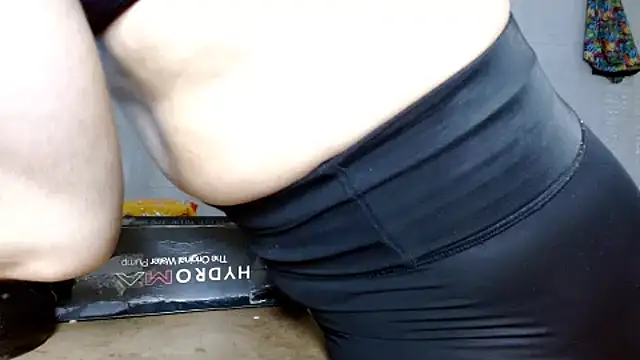 smithdara online show from October 24, 8:49 pm