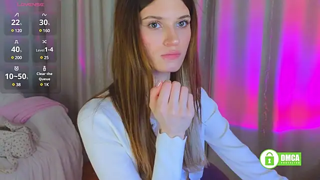 Hello Vivienne online show from March 15, 6:10 pm