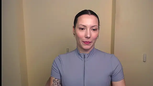 VanessaMay  online show from March 15, 11:28 pm