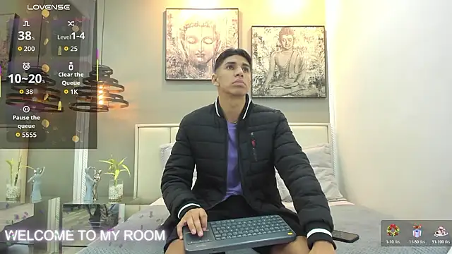 Snapshot of kieran_derek chatting on January 12, 3:23 am kieran derek online show from January 12, 3:23 am