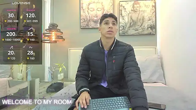 Snapshot of kieran_derek chatting on January 13, 3:23 am kieran derek online show from January 13, 3:23 am