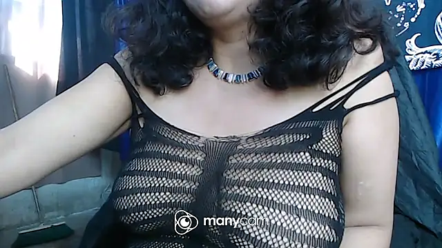 liriomilf online show from February 24, 6:17 pm