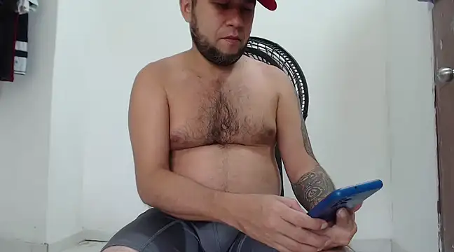 very2 sexy online show from February 4, 2:21 pm