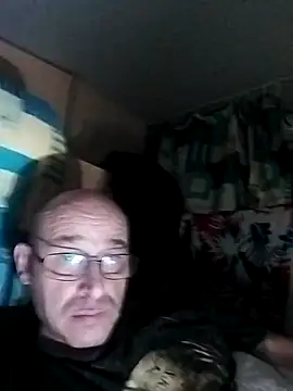 Kifkif012 online show from November 7, 2:33 am